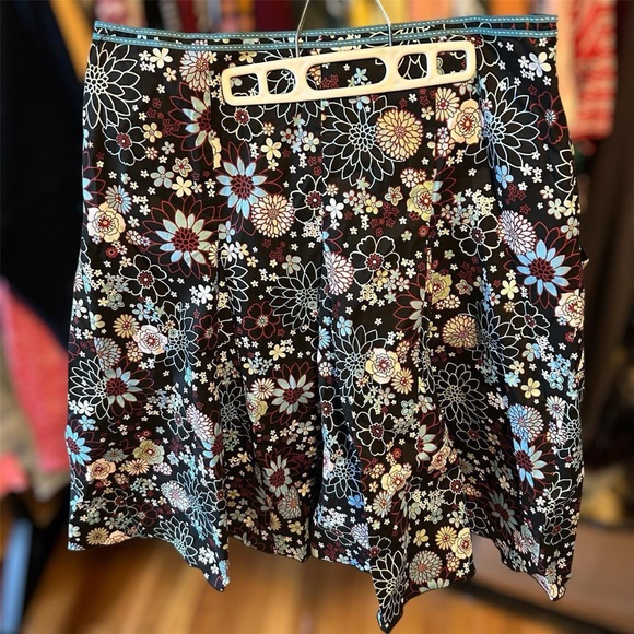NWOT Lapis Black Floral Skirt with Blue Trim XL - Picture 4 of 7